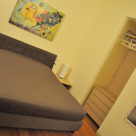 B&B Al Canto Del Cavour Пистоя Екстериор снимка