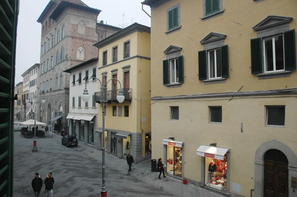 B&B Al Canto Del Cavour Пистоя Екстериор снимка
