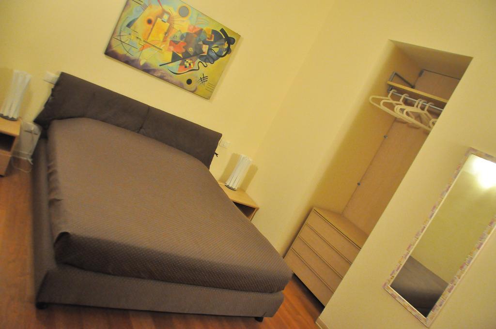 B&B Al Canto Del Cavour Пистоя Екстериор снимка
